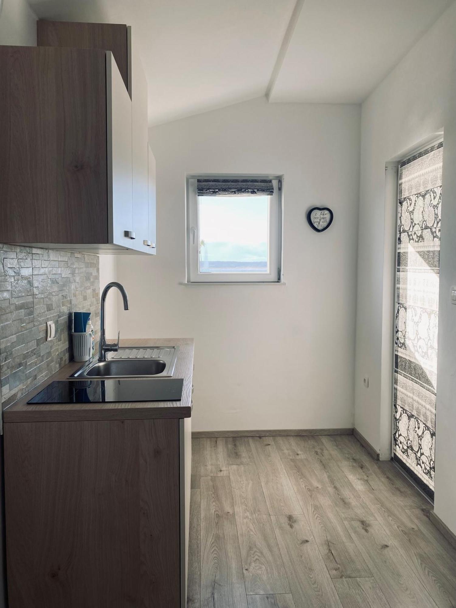 Apartmani Mila Starigrad Paklenica Εξωτερικό φωτογραφία
