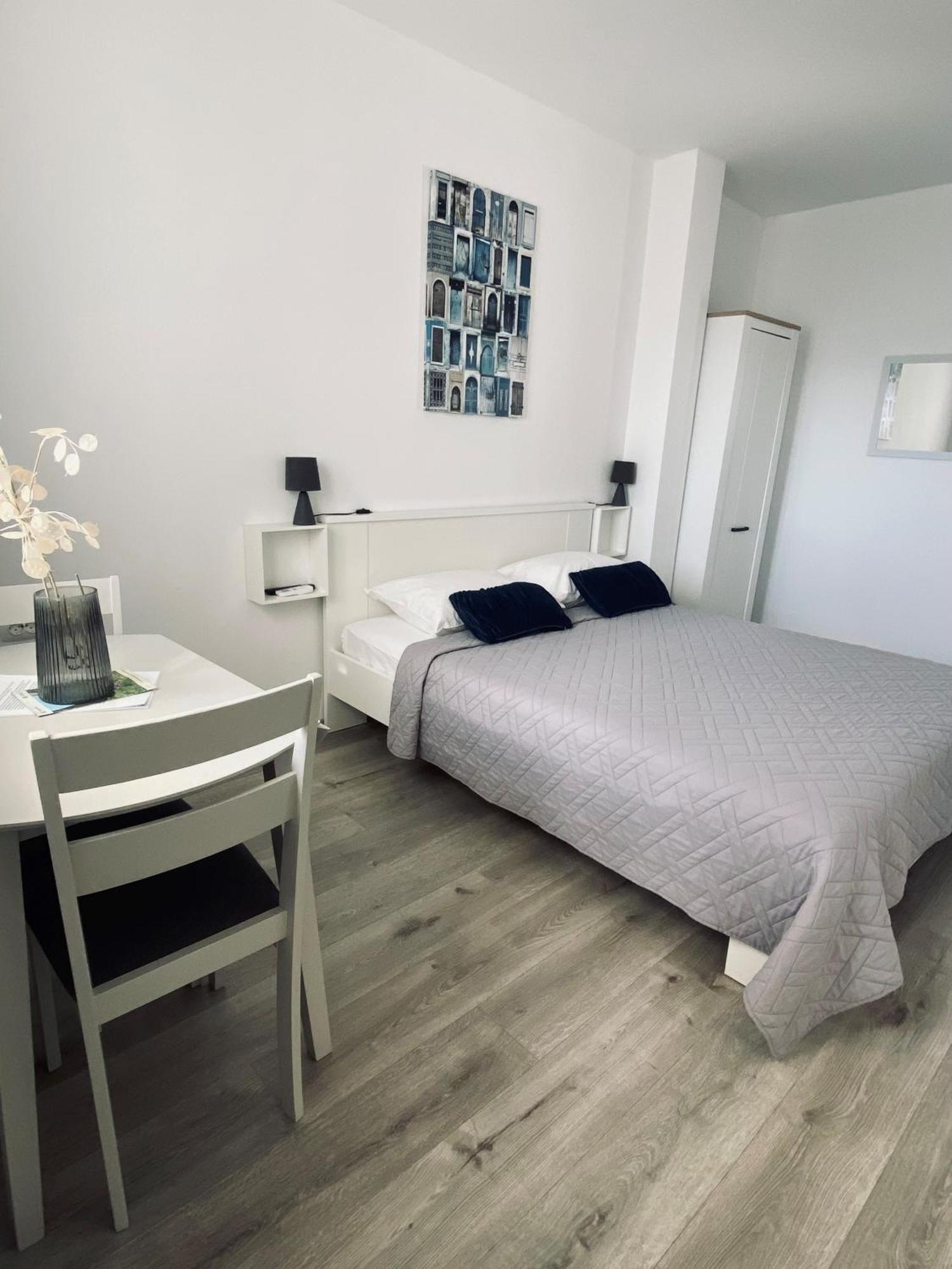 Apartmani Mila Starigrad Paklenica Εξωτερικό φωτογραφία