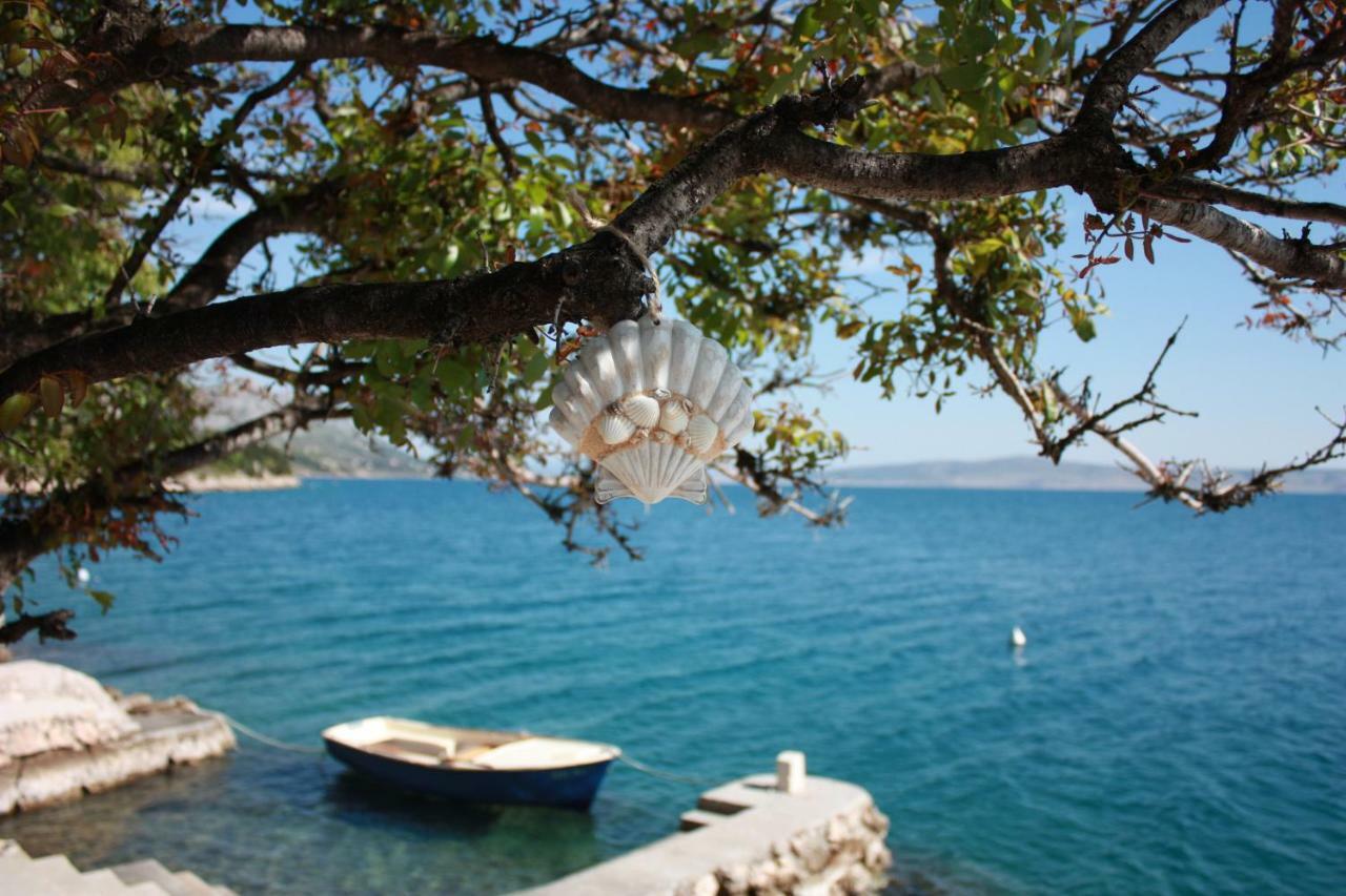 Apartmani Mila Starigrad Paklenica Εξωτερικό φωτογραφία