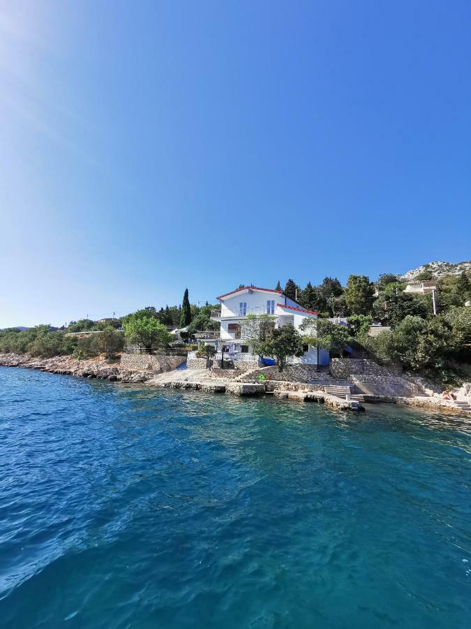Apartmani Mila Starigrad Paklenica Εξωτερικό φωτογραφία