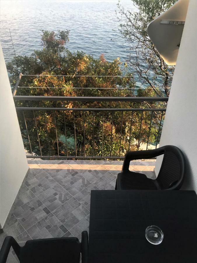 Apartmani Mila Starigrad Paklenica Εξωτερικό φωτογραφία